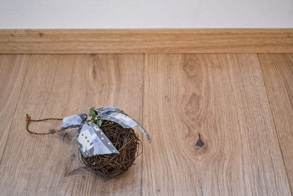 Realizace dřevěné dubové podlahy v odstínu PARKETO - LILY na zakázku s kartáčováním