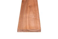 Fasádové prkno – Dark Red Meranti (Bukit) hoblované prkno, 18×140 mm