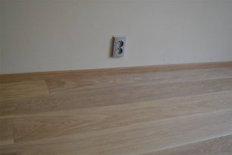 Dubová podlaha výběrové prkno (kvalita vitality) s jemným kartáčováním a olejem v odstínu PARKETO - LILY