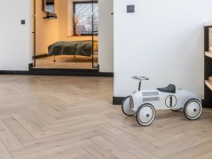 Lepená vinylová podlaha - COREtec Herringbone - Forest