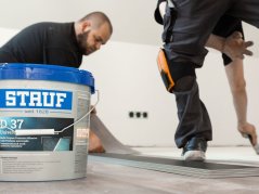 Lepidlo na LVT vinyl STAUF D 37