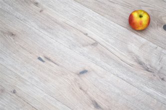 Realizace dubové rustikální podlahy v odstínu PARKETO - LILY s moderním vzhledem